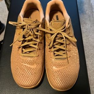 Nike metcon 4 xd Velcro patches elemental gold sz 13